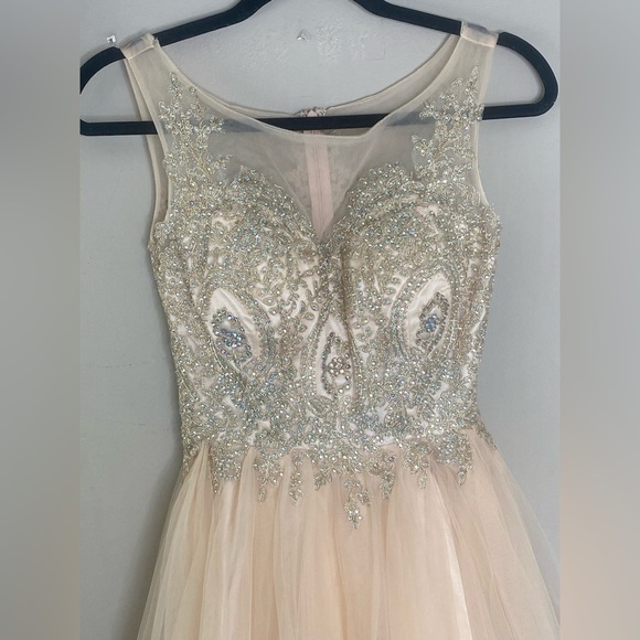 Cinderella Divine Women’s Formal Event Short Party Prom Homecoming Dress Size 6 - Picture 7 of 16